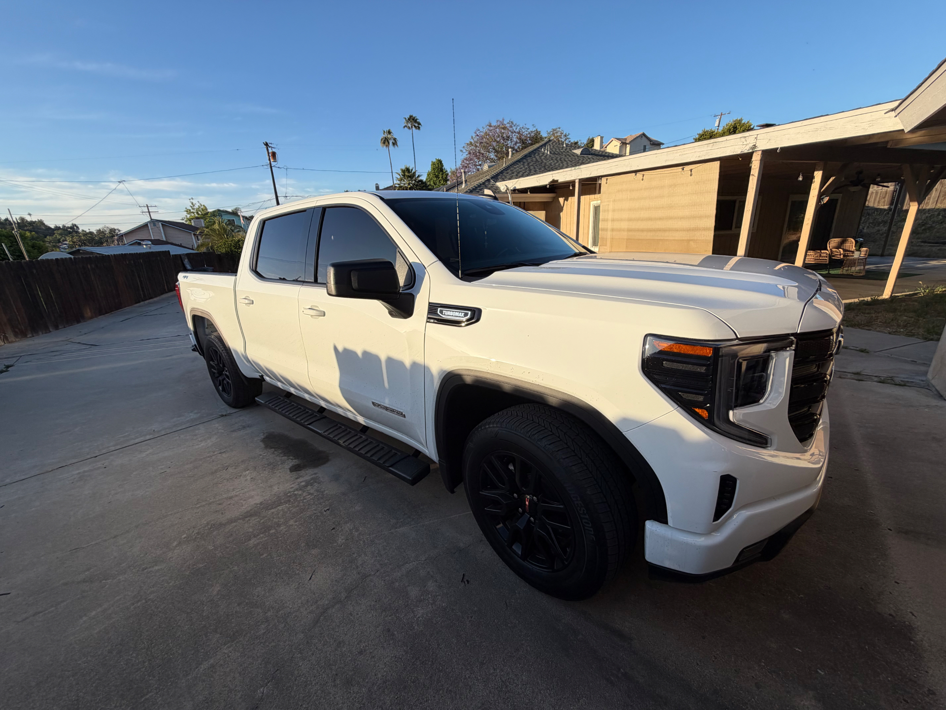 GMC Sierra · Ceramic Tint